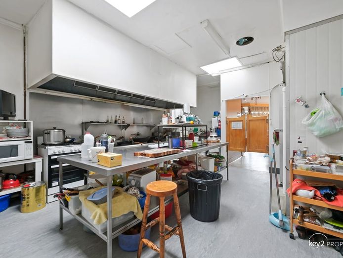 chinese-takeaway-restaurant-for-sale-5