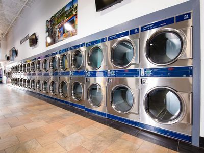 highly-profitable-passive-laundromat-strong-revenue-long-lease-7