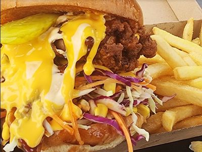 high-exposure-burger-restaurant-main-road-gosford-terrigal-3