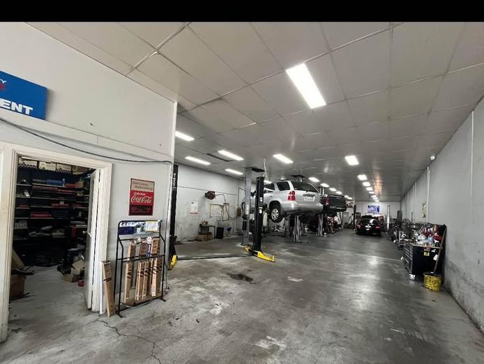turn-key-light-vehicle-automotive-business-for-sale-2