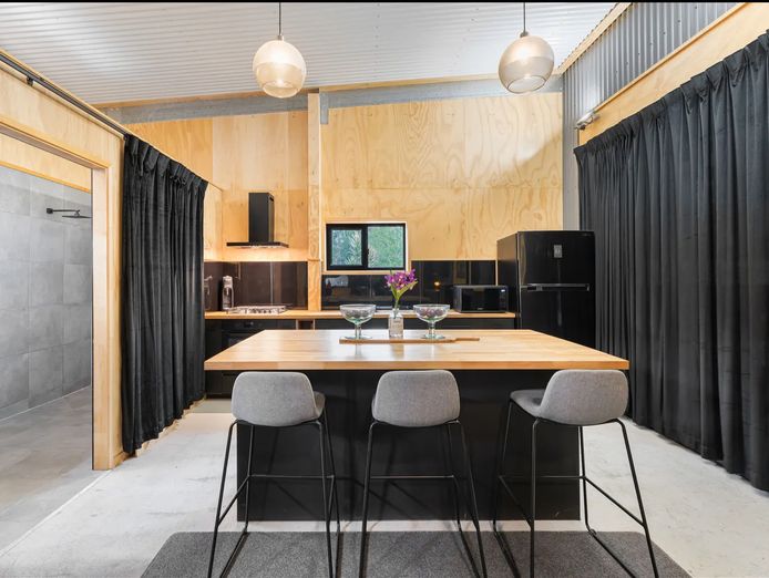 rural-escape-meets-commercial-potential-welcome-to-timber-mill-station-9