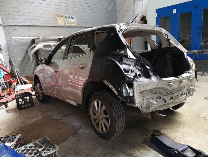 panel-beating-spray-painting-business-for-sale-4