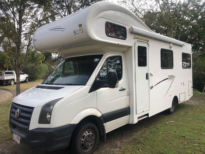 thriving-motorhome-rental-business-turnkey-profitable-established-0