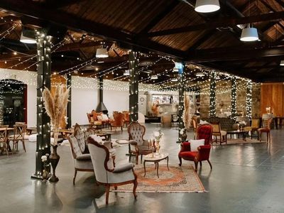 award-winning-wedding-events-styling-business-0