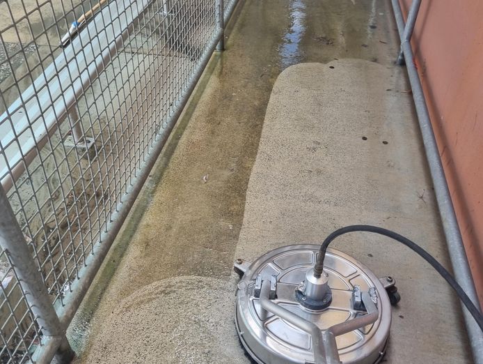 300k-turnover-established-house-washing-business-2