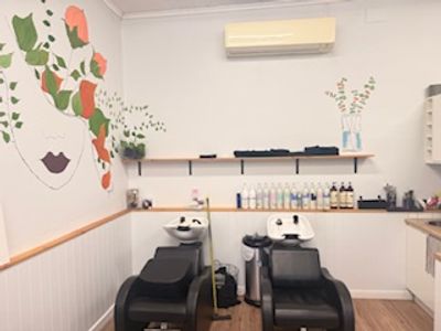 hairdressers-the-hair-room-4