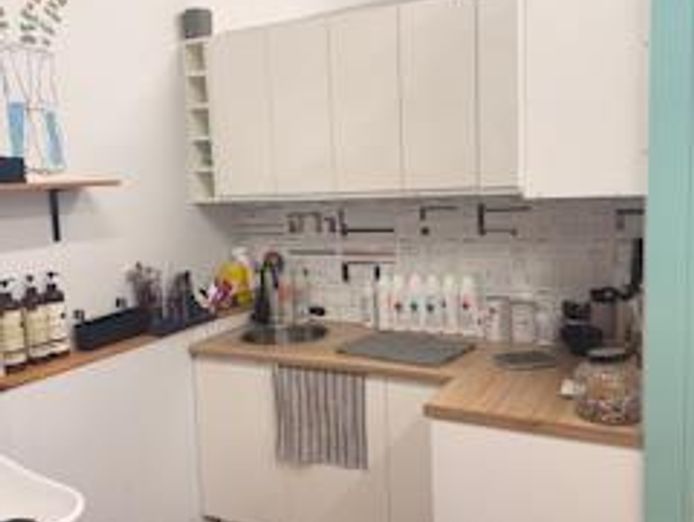 hairdressers-the-hair-room-5