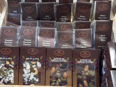 fresh-local-produce-speciality-foods-fruit-amp-veg-boxes-3