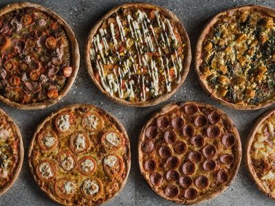 established-gourmet-pizza-brand-2-stores-loyal-customers-7