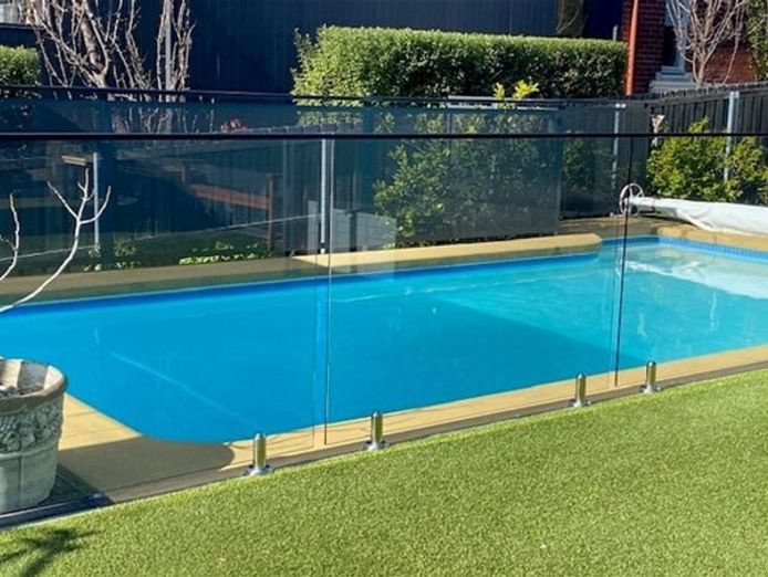 commercial-fencing-supply-and-installation-1
