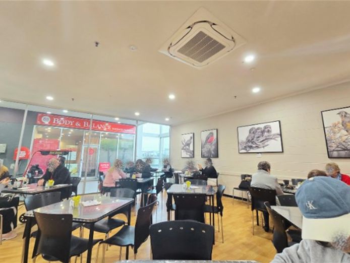 renowned-cafe-in-woolworths-complex-long-secure-lease-7
