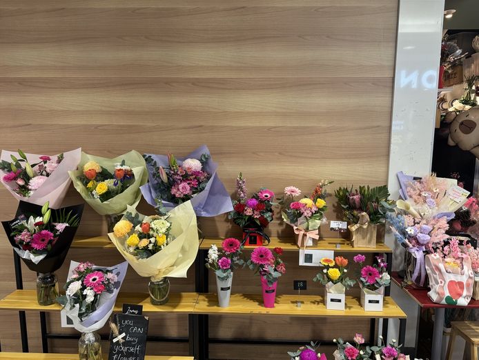 established-florist-with-loyal-customers-in-busy-hobart-cbd-9
