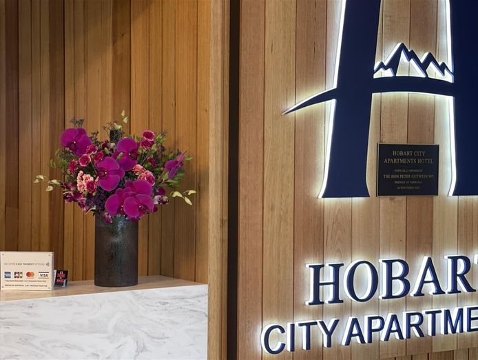 established-florist-with-loyal-customers-in-busy-hobart-cbd-5