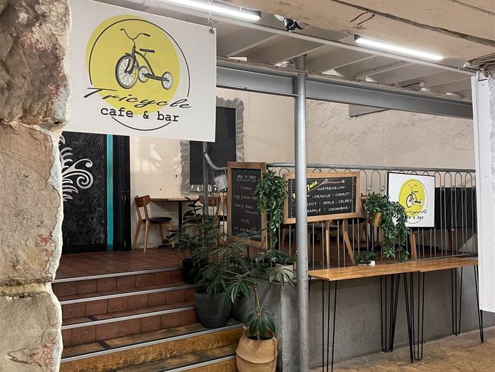 iconic-salamanca-cafe-amp-bar-sales-over-450k-1