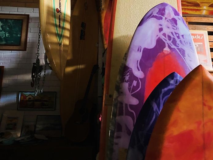 well-loved-and-established-old-school-surf-shop-6