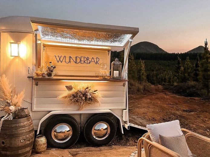award-winning-mobile-bar-business-flexible-turnkey-high-demand-0