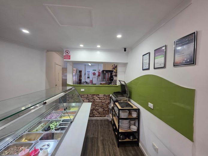 iraqi-mates-fully-fitted-restaurant-in-prime-coffs-harbour-35-000-1