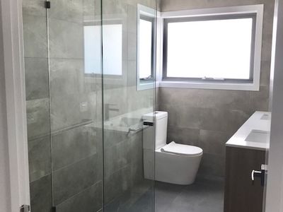 established-australian-import-manufacturing-strong-revenue-long-term-clients-3