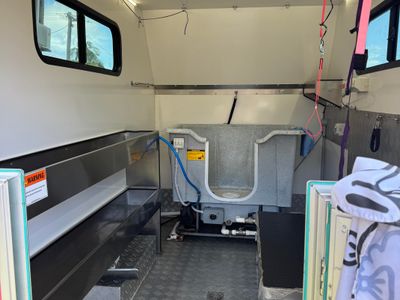 price-reduction-mobile-dog-wash-grooming-trailer-for-urgent-sale-7