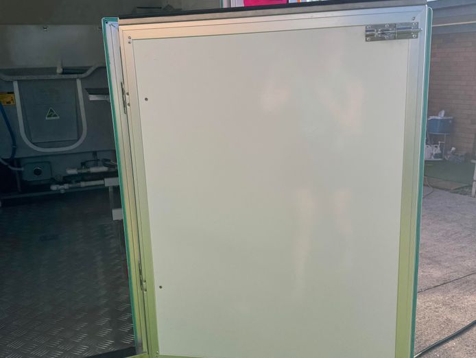 price-reduction-mobile-dog-wash-grooming-trailer-for-urgent-sale-3