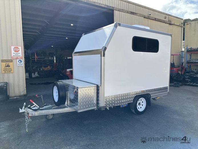 price-reduction-mobile-dog-wash-grooming-trailer-for-urgent-sale-1