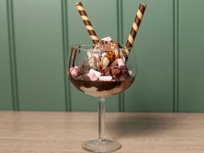 cafe-dessert-and-cocktail-bar-licensed-1