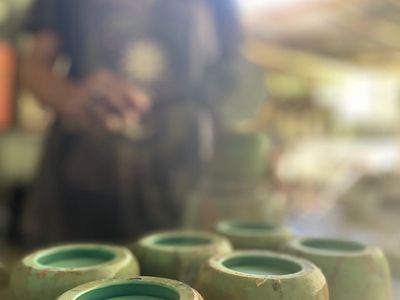 established-handmade-candle-concrete-homewares-business-1