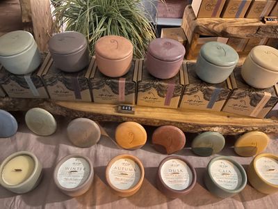 established-handmade-candle-concrete-homewares-business-3