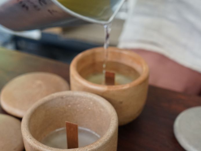 established-handmade-candle-concrete-homewares-business-9