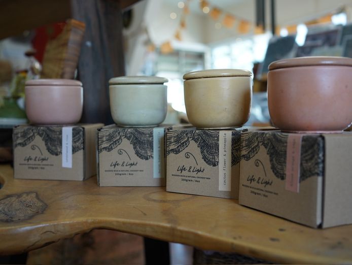 established-handmade-candle-concrete-homewares-business-4