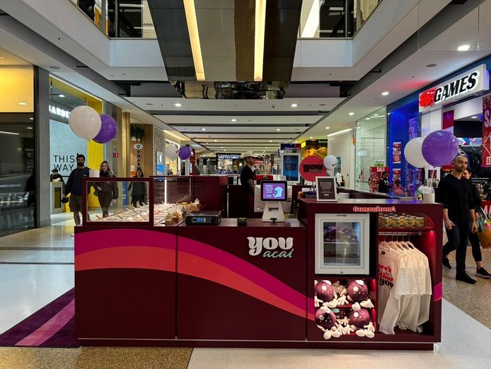 for-sale-complete-acai-gelato-yogurt-dessert-kiosk-setup-3