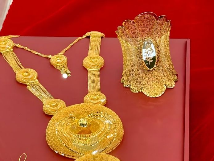 jewellery-business-for-sale-prime-location-fully-fitted-ready-to-operate-1