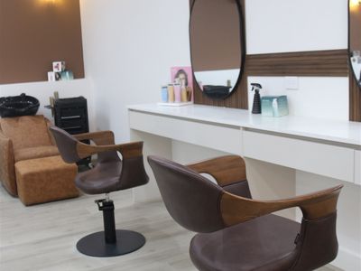 rare-find-truganina-39-s-premier-turnkey-beauty-destination-6