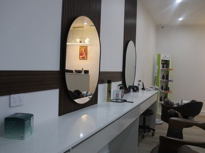 rare-find-truganina-39-s-premier-turnkey-beauty-destination-4