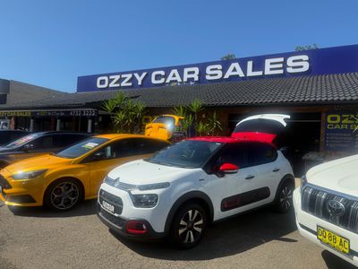 busy-used-car-dealership-0