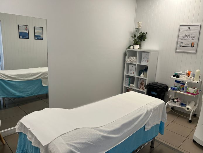 established-laser-hair-removal-beauty-clinic-for-sale-coffs-harbour-3