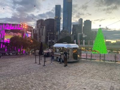 food-trailer-airstream-4