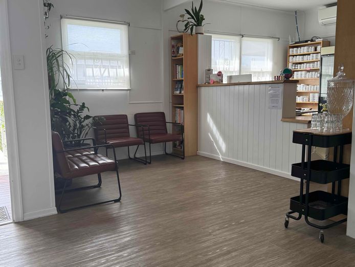 complementary-medicine-clinic-naturopathy-osteopthy-nutrition-counselling-0