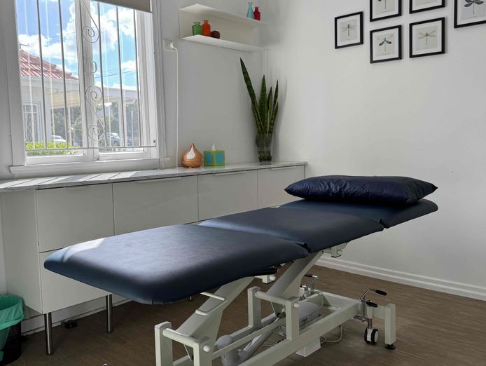 complementary-medicine-clinic-naturopathy-osteopthy-nutrition-counselling-5