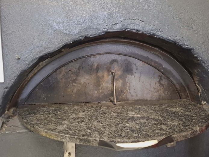 sushi-and-cafe-bar-or-pizzeria-narooma-5