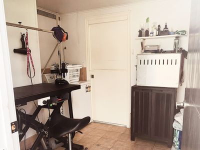 sole-trader-pet-grooming-salon-2
