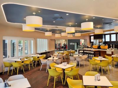 coffee-club-for-sale-2
