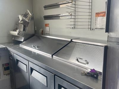 pizza-shop-food-truck-glengarry-1