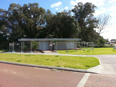wa-fence-rental-profitable-temporary-fencing-business-1