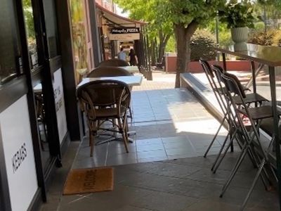 kebab-cafe-restaurant-in-shopping-center-4