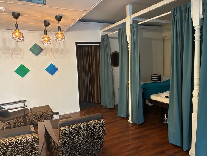 massage-shop-for-sale-on-bondi-rd-near-bondi-beach-2