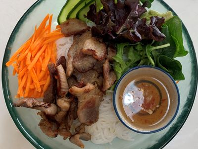 take-away-coffee-shop-4