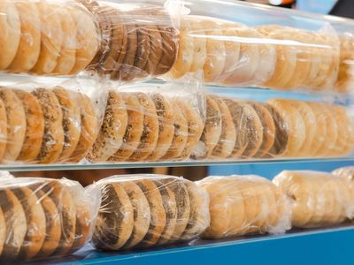turnkey-bagel-beverage-business-in-heart-of-shopping-centre-sunshine-coast-1