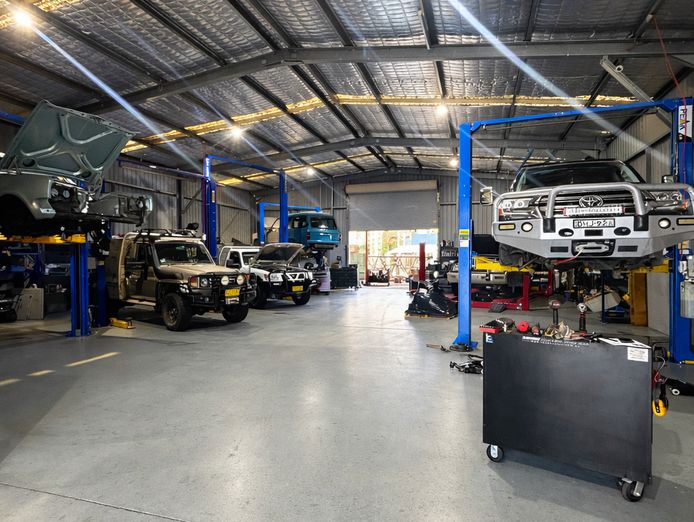 established-4x4-mechanical-fitout-business-for-sale-1
