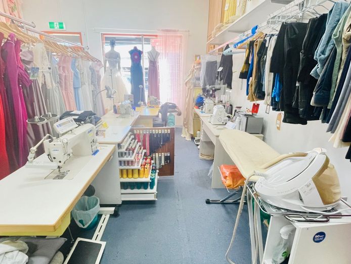 profitable-alterations-business-for-sale-prime-green-hills-location-3